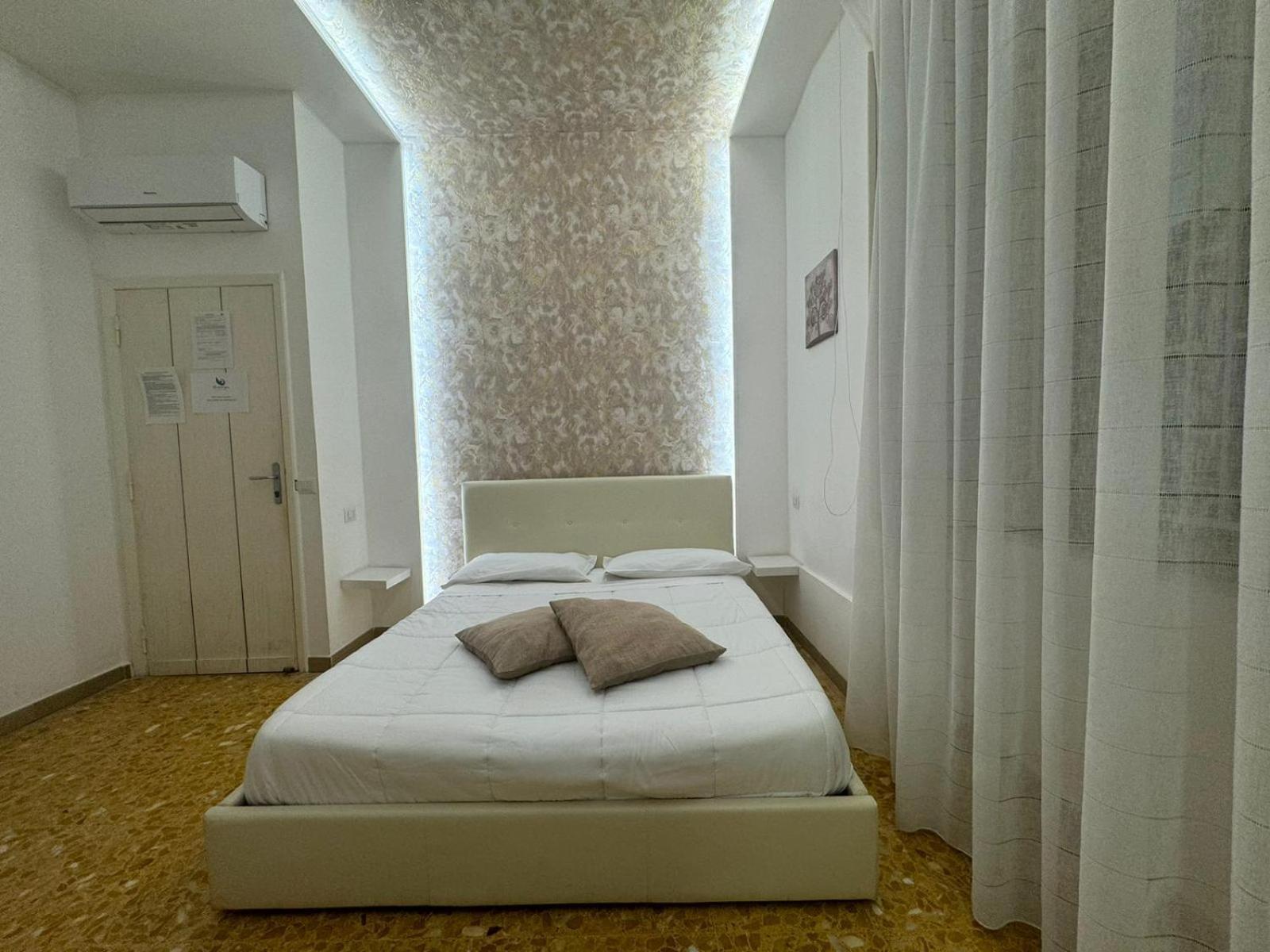 Dream'S Wings Hotel Помпей Екстериор снимка